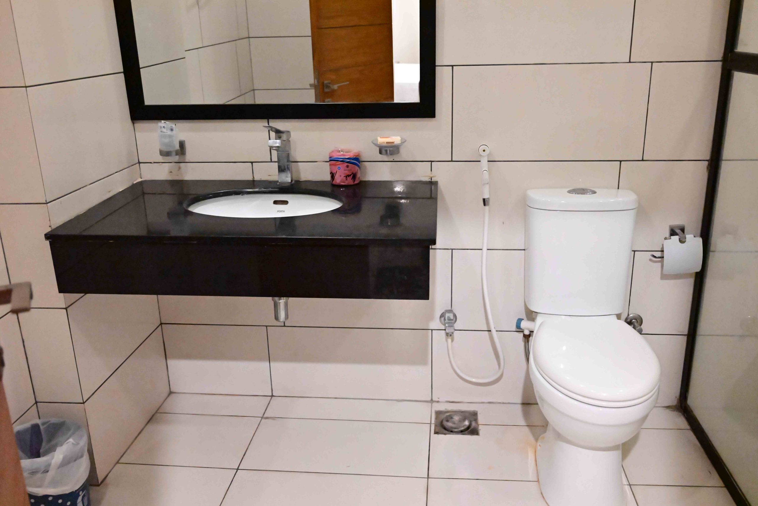 Best hotels in Islamabad | Hotel rooms in Rawalpindi and Islamabad | apartments in Islamabad | apartments in Rawalpindi | apartments on rent in Rawalpindi | apartments in Islamabad | bahria town apartments | Bahria town hotel rooms | rooms on rent | Islamabad Hotels | Raamda Hotel | Serina Hotel | Marriott Hotel | booking.com | Airbnb in Islamabad | Islamabad Bahria town air bnb | Luxurious Landing |Rawalpindi Hotel Rooms
