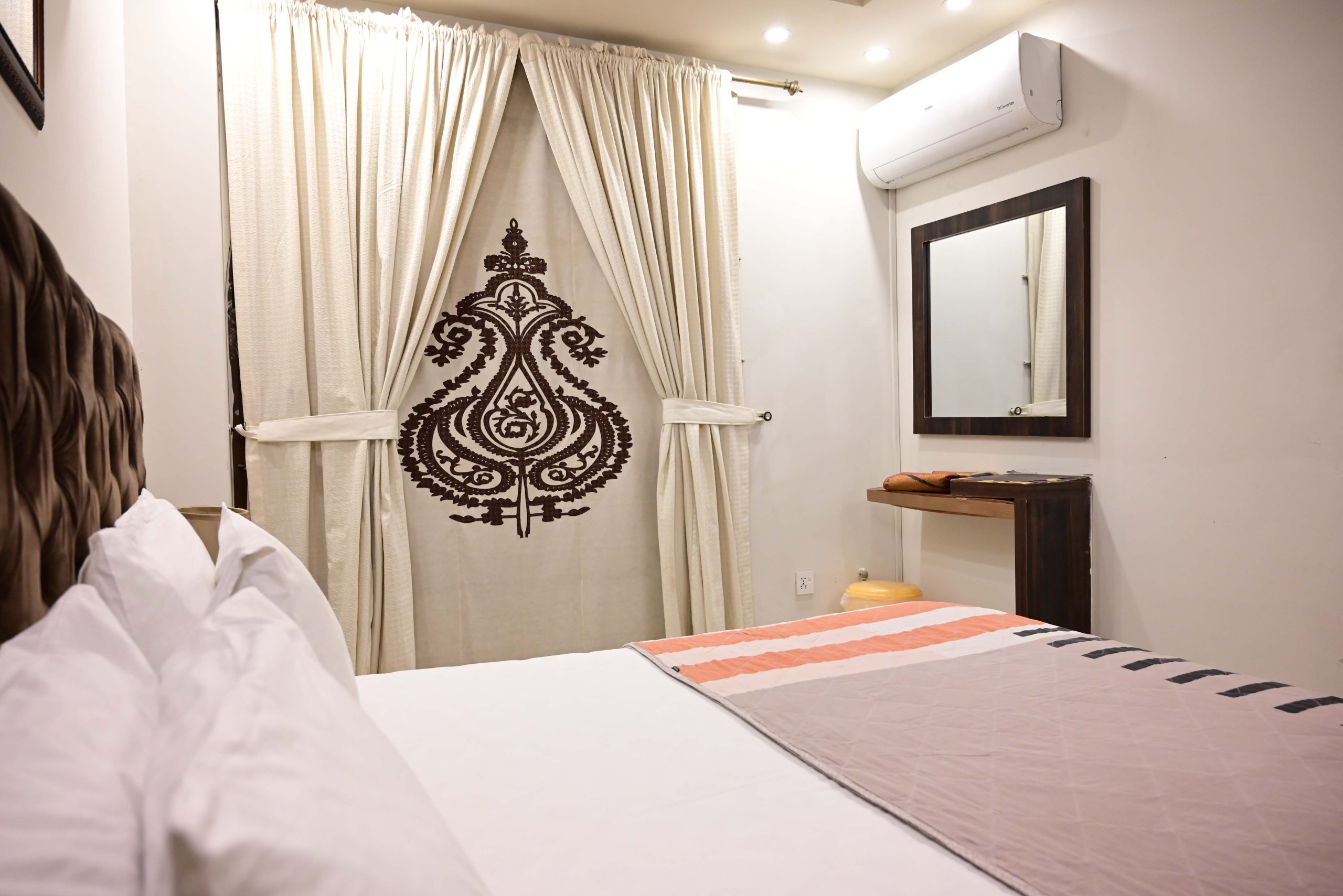 Best hotels in Islamabad | Hotel rooms in Rawalpindi and Islamabad | apartments in Islamabad | apartments in Rawalpindi | apartments on rent in Rawalpindi | apartments in Islamabad | bahria town apartments | Bahria town hotel rooms | rooms on rent | Islamabad Hotels | Raamda Hotel | Serina Hotel | Marriott Hotel | booking.com | Airbnb in Islamabad | Islamabad Bahria town air bnb | Luxurious Landing |Rawalpindi Hotel Rooms