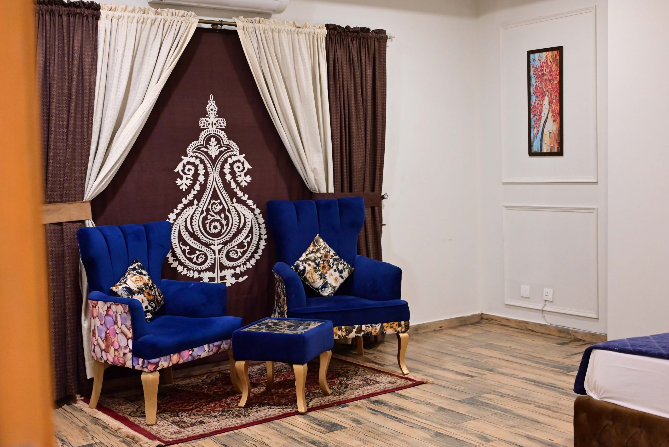 Best hotels in Islamabad | Hotel rooms in Rawalpindi and Islamabad | apartments in Islamabad | apartments in Rawalpindi | apartments on rent in Rawalpindi | apartments in Islamabad | bahria town apartments | Bahria town hotel rooms | rooms on rent | Islamabad Hotels | Raamda Hotel | Serina Hotel | Marriott Hotel | booking.com | Airbnb in Islamabad | Islamabad Bahria town air bnb | Luxurious Landing |Rawalpindi Hotel Rooms